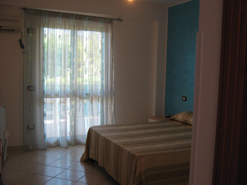 Bed And Breakfast Cirelli Scalea Pokoj fotografie